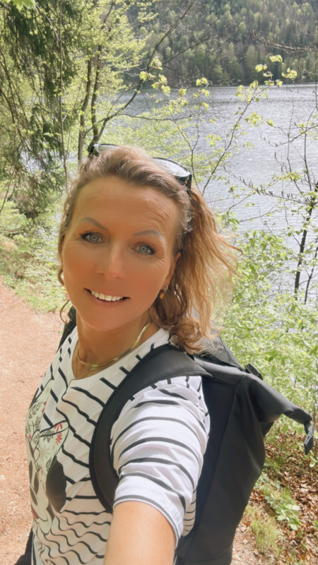 A66D9600-C8F6-4CC7-9022-5775D123DF71 A66D9600-C8F6-4CC7-9022-5775D123DF71